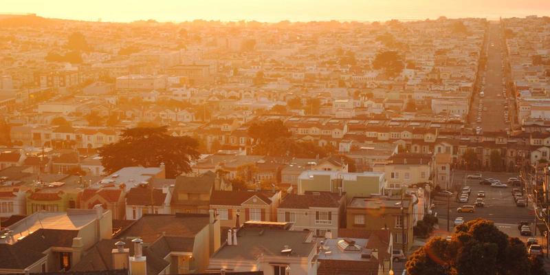 石家庄通信工程新篇章：智慧灯杆如何承载光纤宽带与城市未来